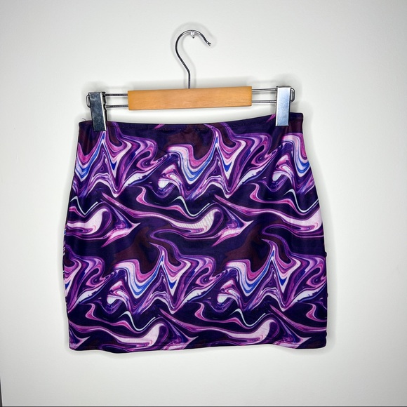 Revolve: Superdown - Emani Mini Skirt (New) - Picture 2 of 5